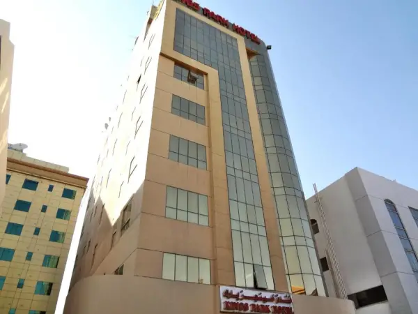 Kings Park Hotel